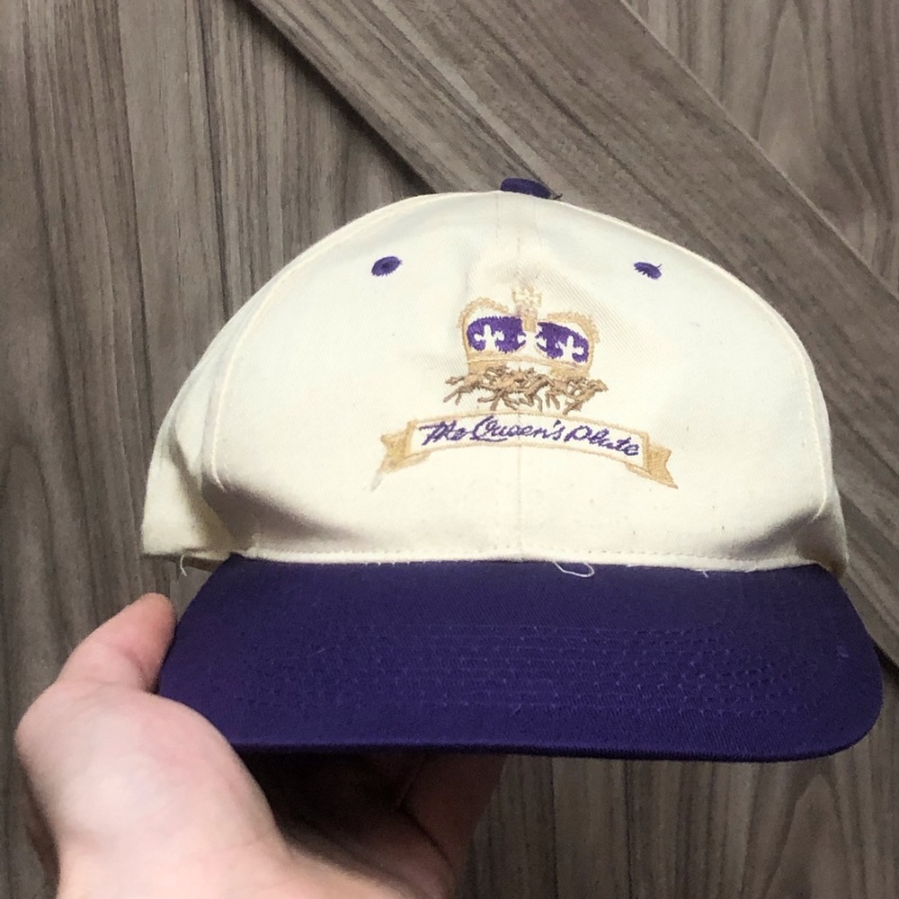 Queens plate hat